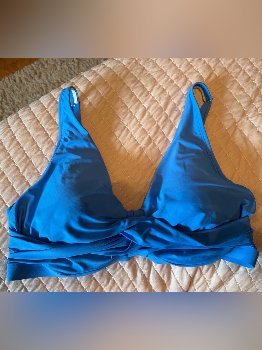 Blue Twist-Front Bikini Top w/ Underwire Size 14/16
